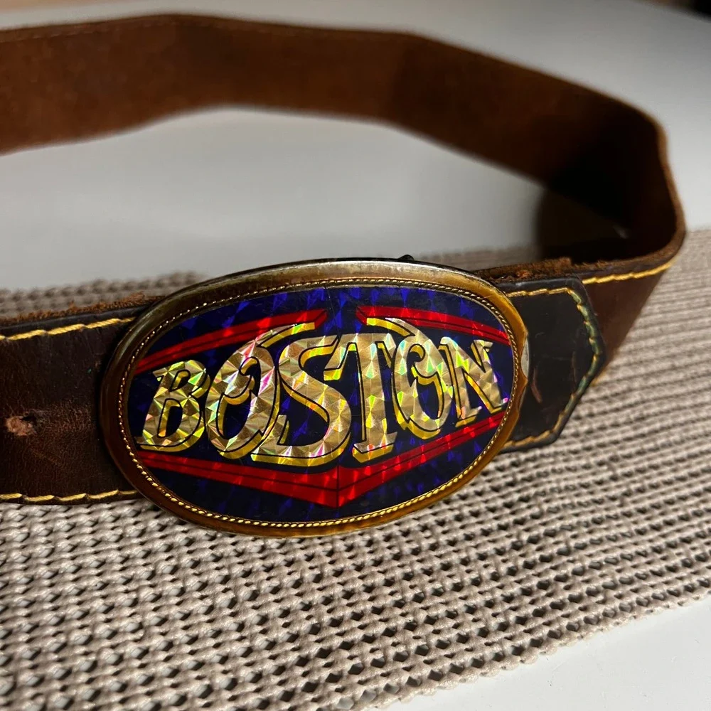 Vintage 1977 Boston Band Belt Buckle Pacifica Mfg Holographic Prism Leather Belt